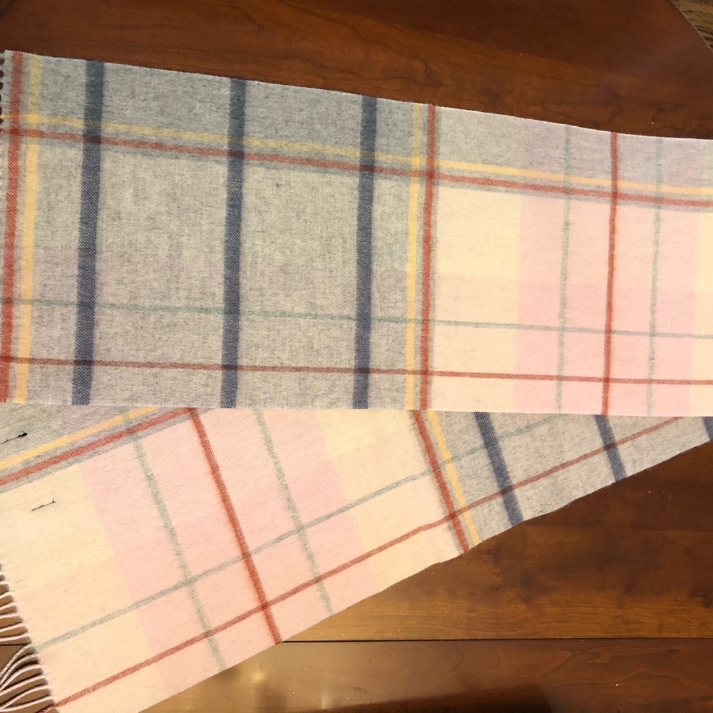 NEW Heathery Hues SERICA fringed Lambswool Scarf.  So SOFT